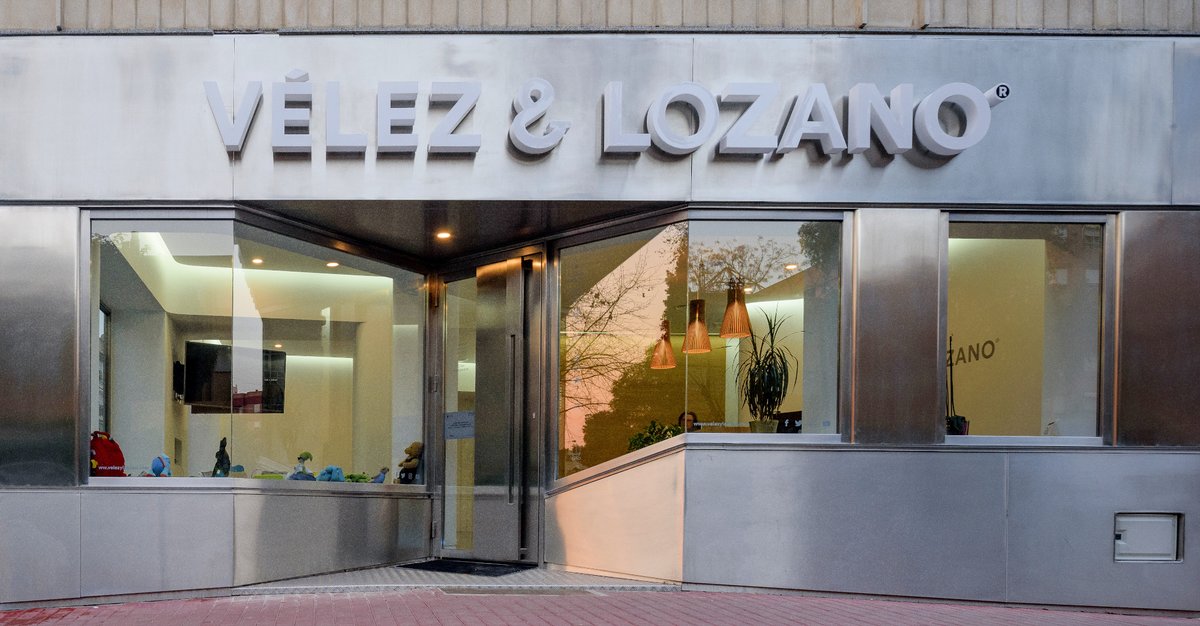 Vélez y Lozano, dental office - Vélez y Lozano, dental office