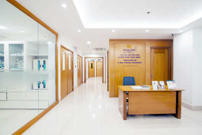 Worldwide Dental & Plastic Surgery Hospital - 2nd floor reception