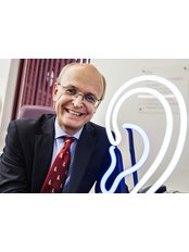 مستشفى برمنجهام الجامعي لجراحة الأذن - Your Ear Surgeon-University Hospital Birmingham